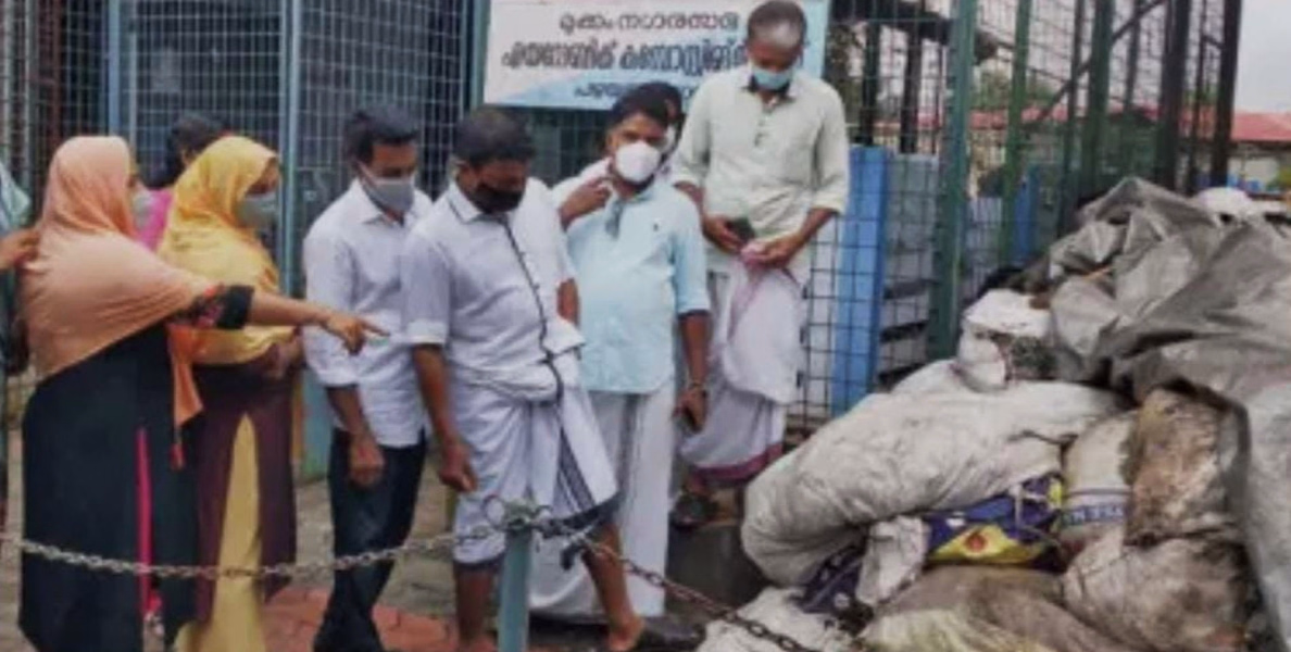മാലിന്യത്തിൽ മുങ്ങി മുക്കം നഗരസഭ